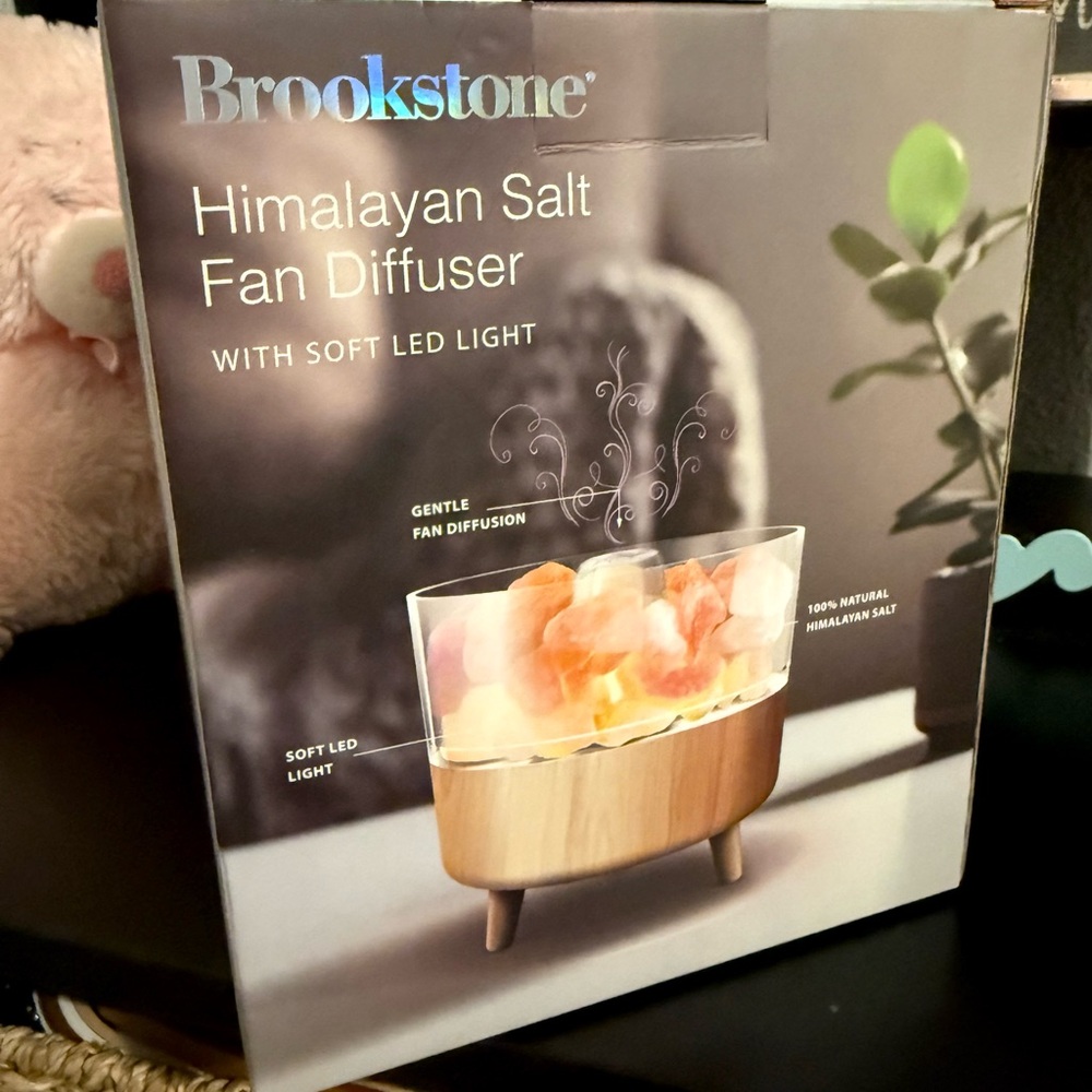 Brookstone Himalayan Salt Fan Diffuser with LED Light